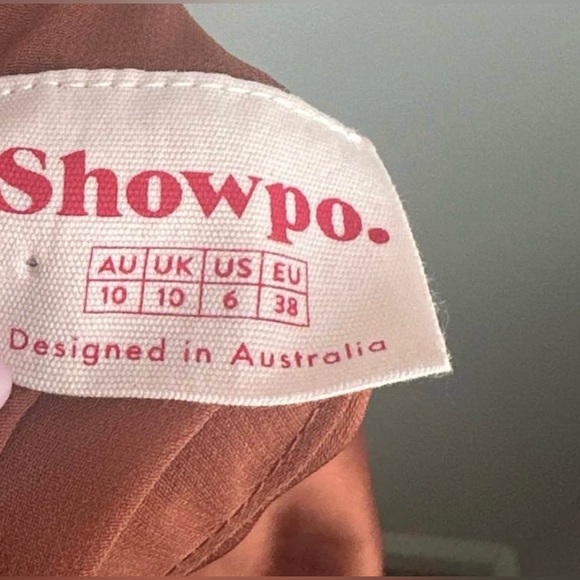 Dress - Picture 3 of 4